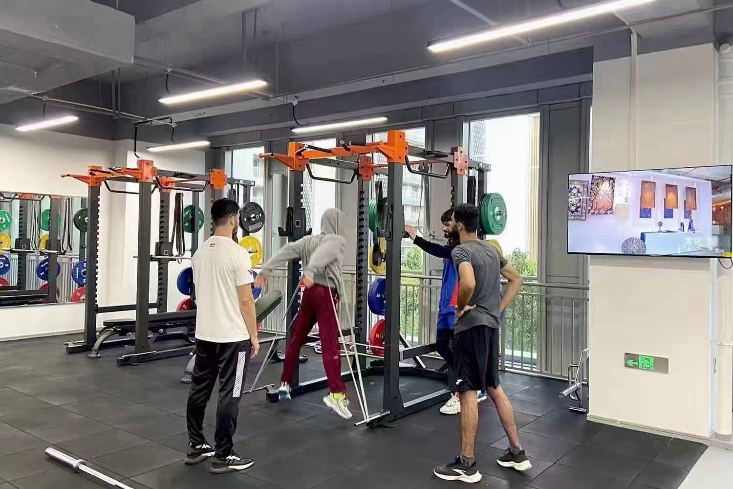 舒华健身房 舒华健身房